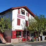 מלון Restaurant Trabenia 3*