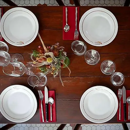מלון Restaurant Trabenia אסקיין
